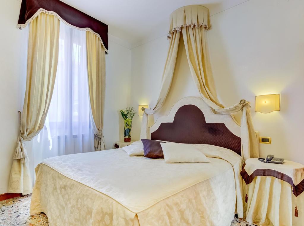 Hotel Hesperia 베니스 외부 사진