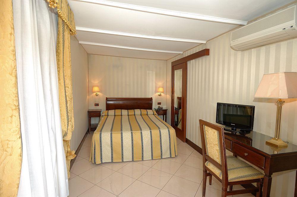 Hotel Hesperia 베니스 외부 사진